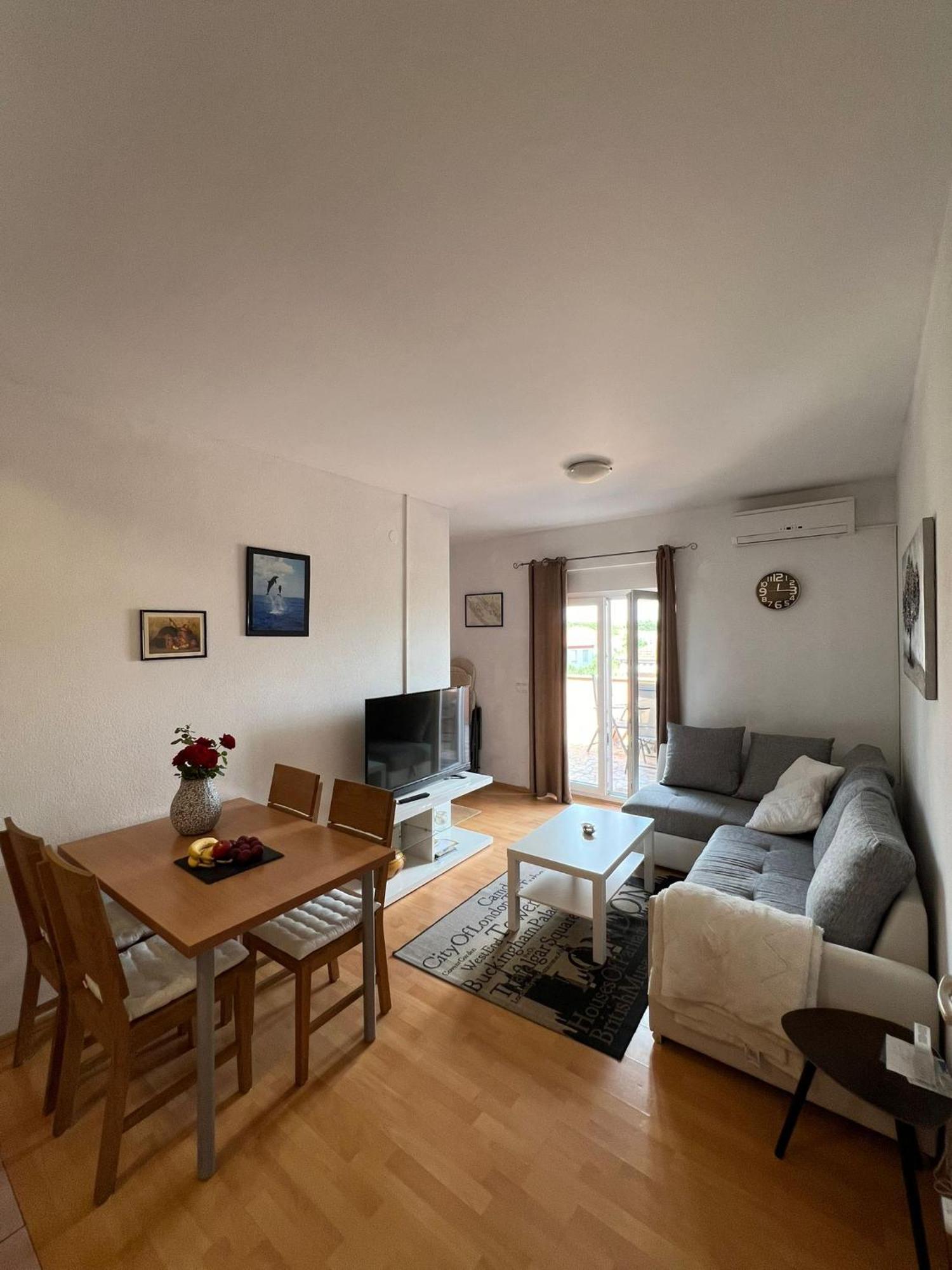 Apartment A&B Biograd Na Moru Bagian luar foto